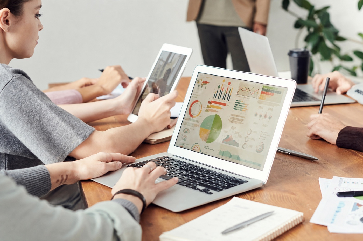Team reviewing energy performance data on a laptop